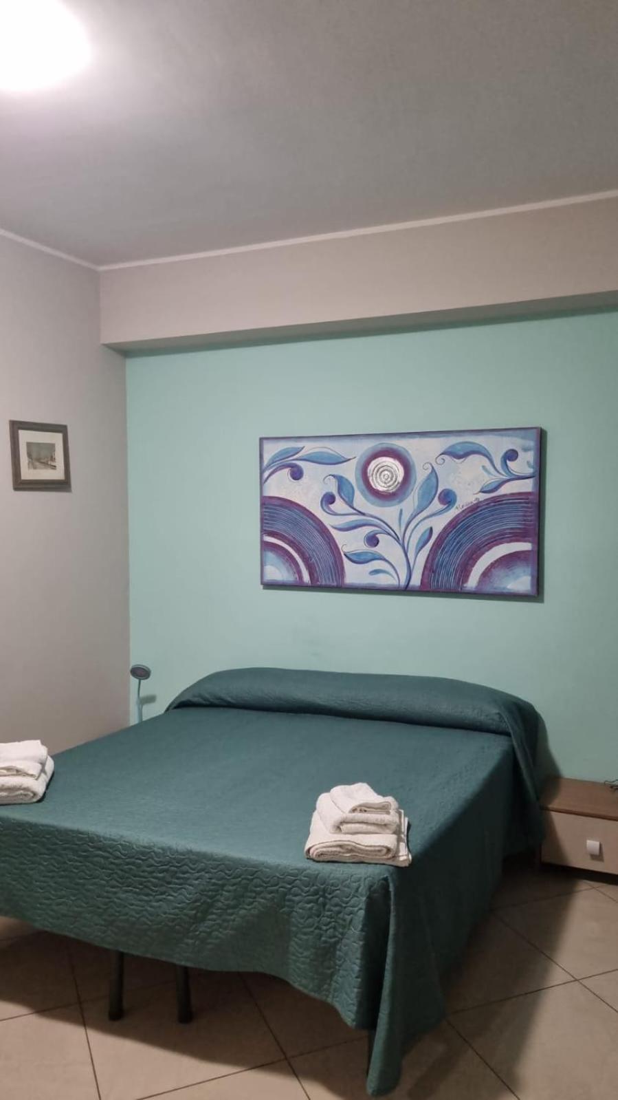 艾姆玛内尔住宿加早餐酒店 雷焦卡拉布里亚 外观 照片